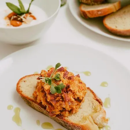 Villa 3 Caves By Caldera Oia (Santorini)