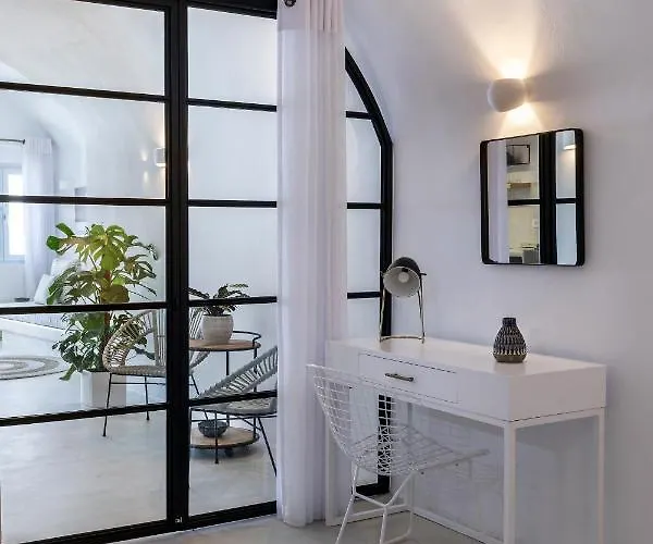 ヴィラ 3 Caves By Caldera