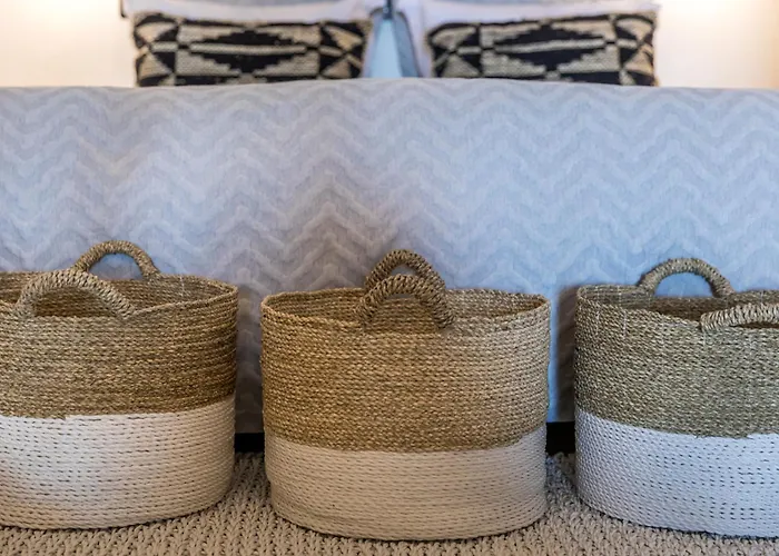 3 Caves By Caldera Oia