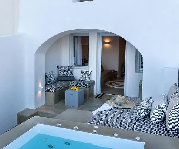 Villa 3 Caves By Caldera Oia